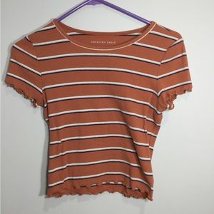 orange American eagle shirt